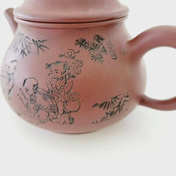Chinese Yixing Clay Teapot, Carved Figural Design Burnished Purple Clay 10fl. oz - Picture 6 of 16